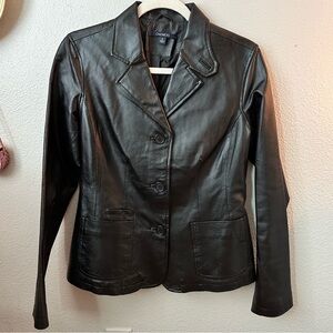 Leather jacket waist blazer style